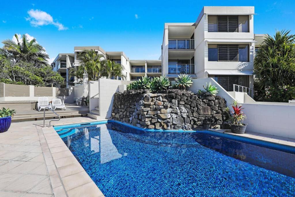 Beachside Views 2 Bedroom Apartment Мулулаба Экстерьер фото